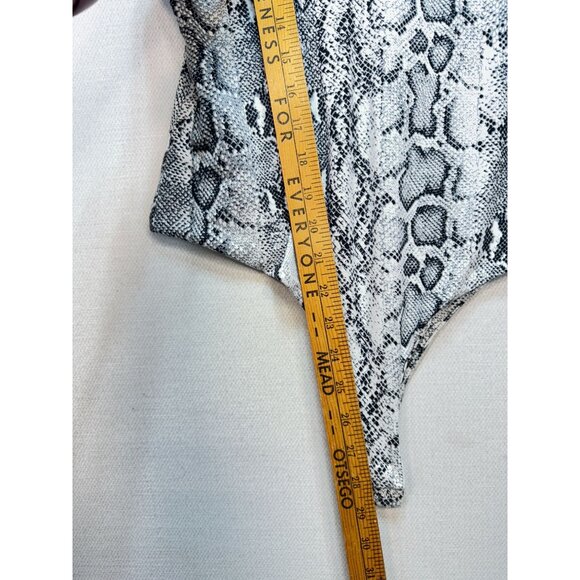 Lulus Womens Wildlife Black and White Snake Print Bodysuit Size L Sexy Chic - Picture 12 of 13